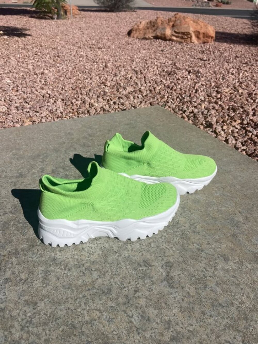 Nurse Babes Ortho Cloud Women's Slip-Ons 1.0 Size 7.5